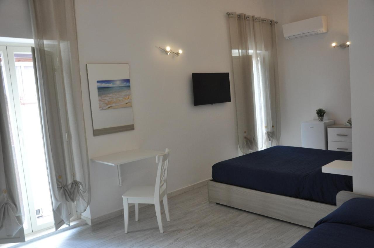 Brezza Di Mare Gaeta B&B Exterior foto